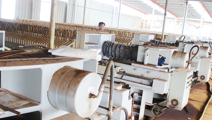 壓濾機(jī)使用現(xiàn)場